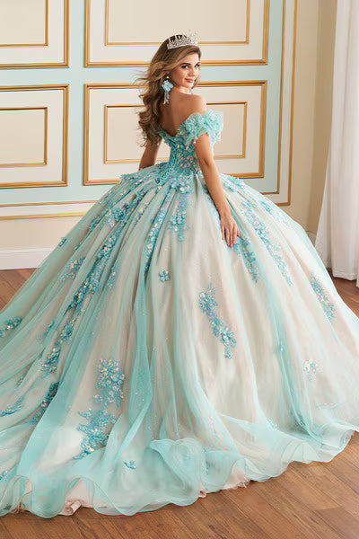 PR30174 Princesa by Ariana Vara