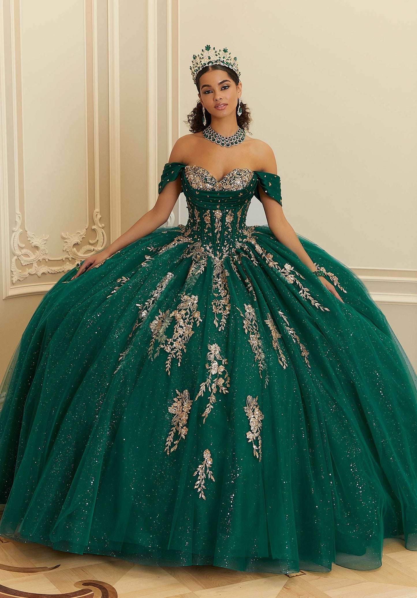 Crystal Beaded Contrasting Glitter Appliquéd Quinceañera Dress with Satin Cowl