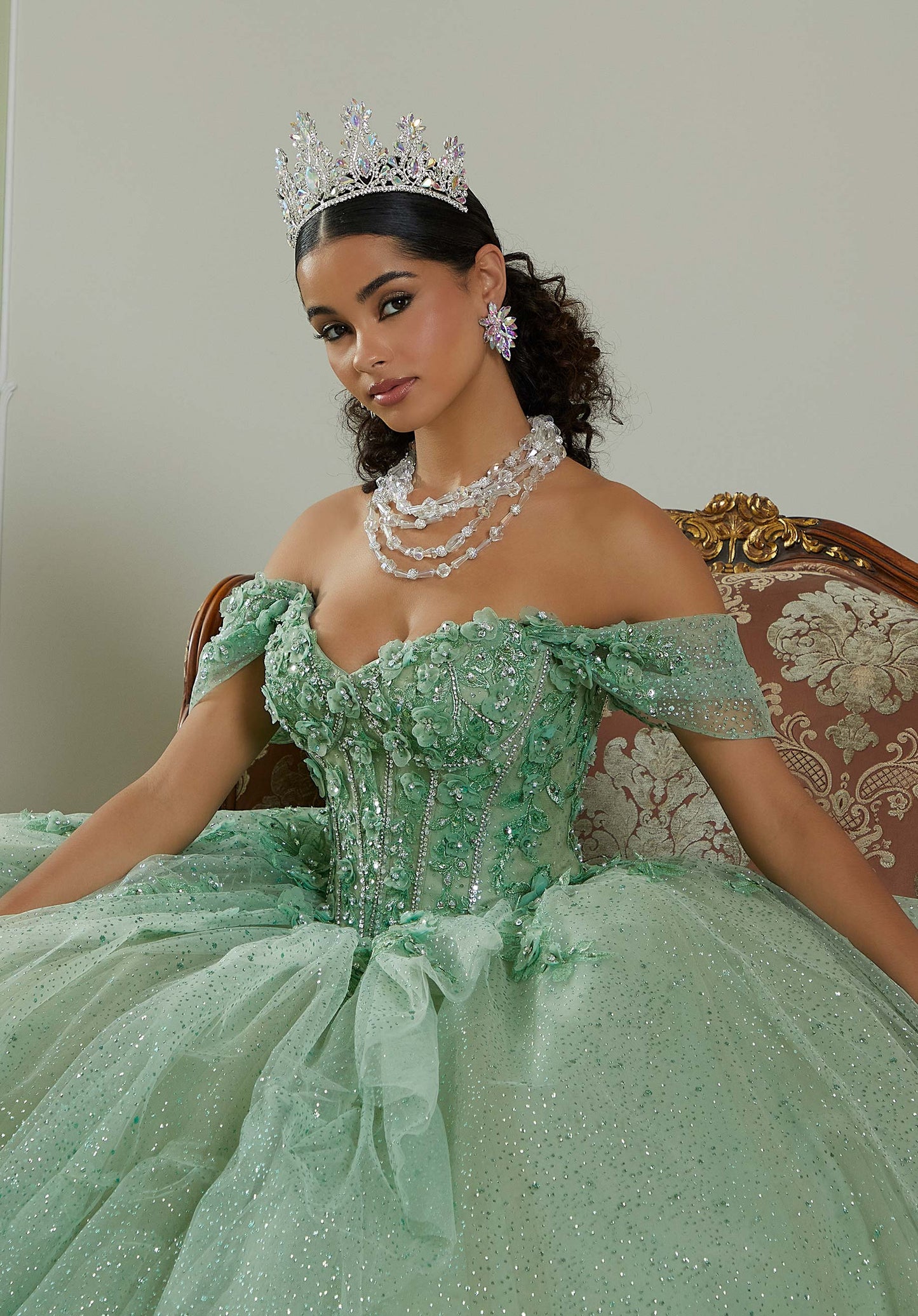 Three-Dimensional Floral Lace Quinceañera Dress on a Flounced Skirt