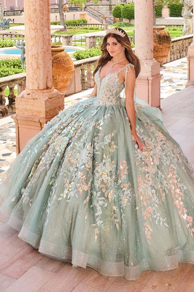 PR30157 Princesa by Ariana Vara