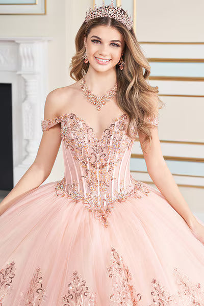 PR30171 Princesa by Ariana Vara