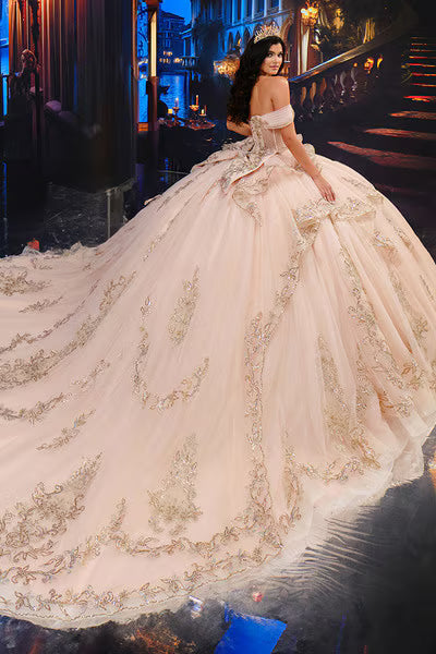 PR30193 Princesa by Ariana Vara