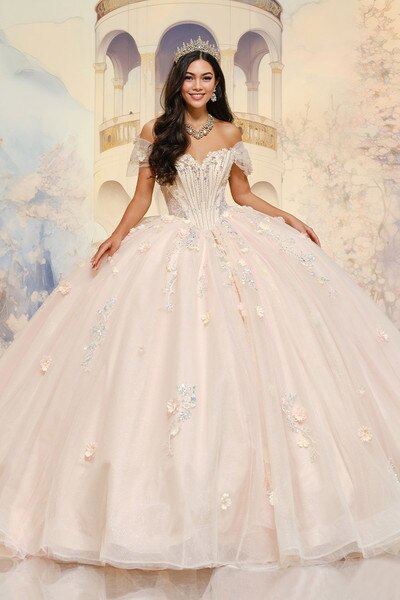 PR36202 Princesa by Ariana Vara