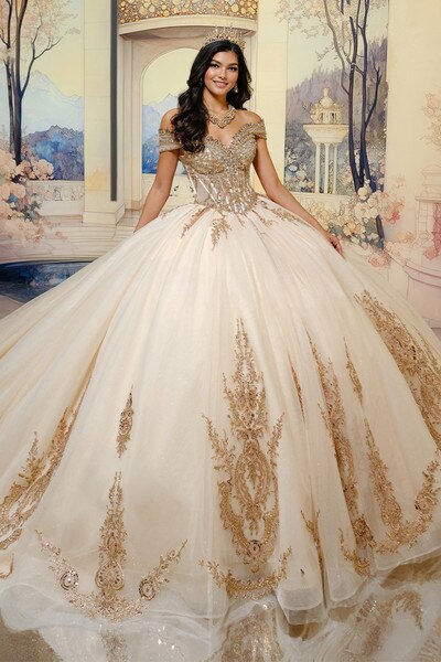 PR30211 Princesa by Ariana Vara