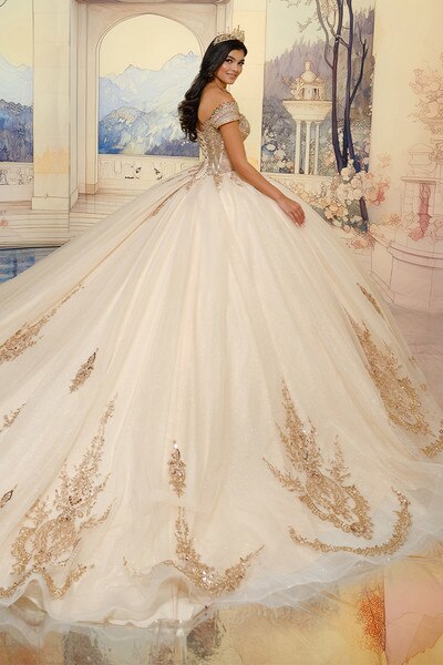 PR30211 Princesa by Ariana Vara