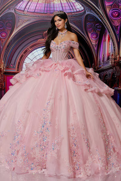 PR30221 Princesa by Ariana Vara