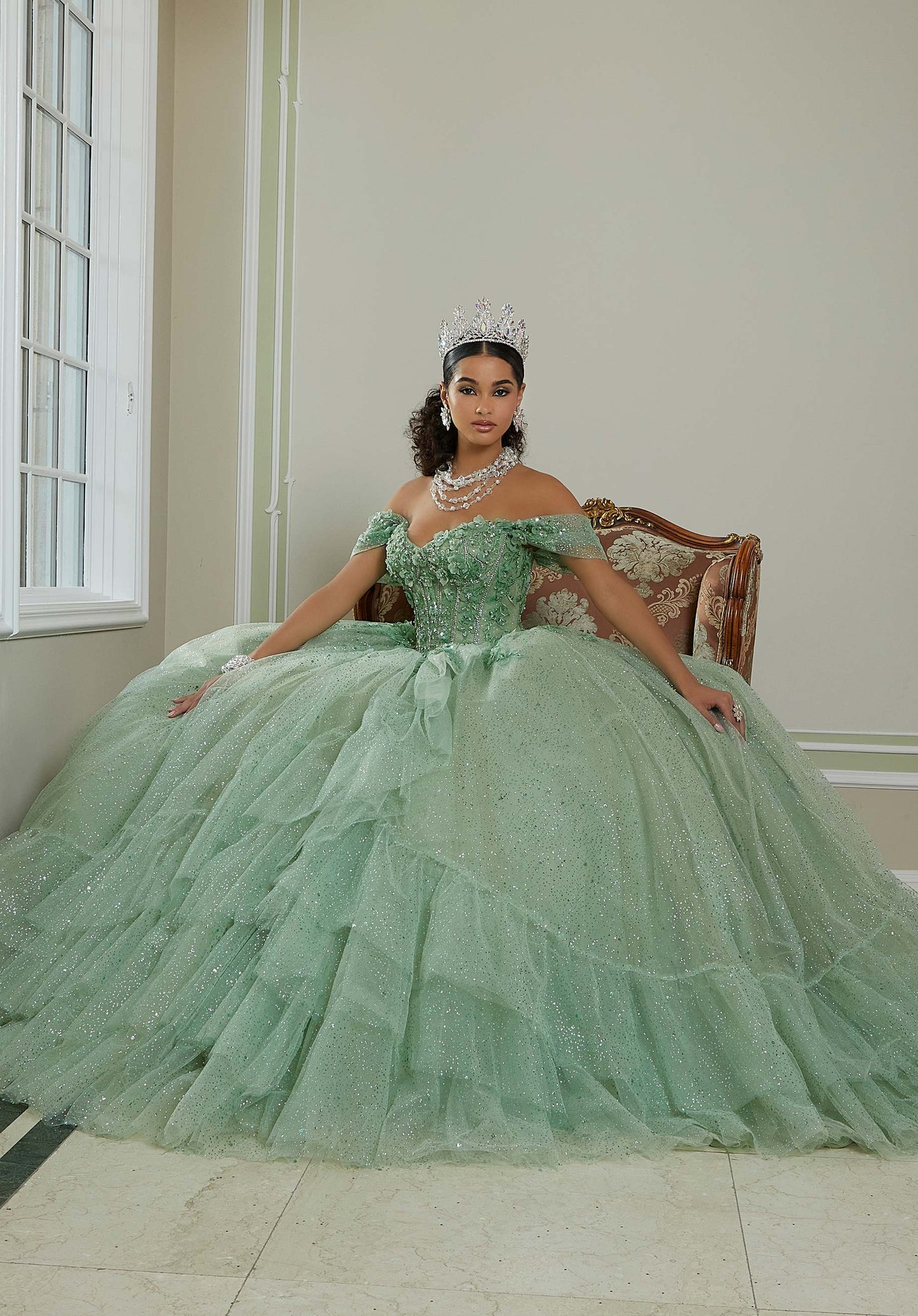 Three-Dimensional Floral Lace Quinceañera Dress on a Flounced Skirt